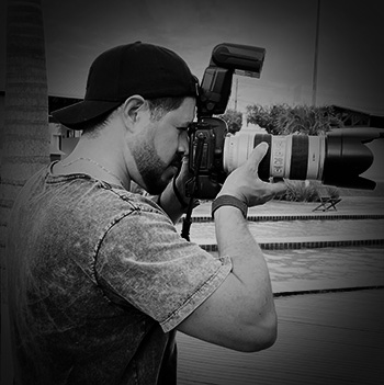 Max Araújo - Fotógrafo a 21 anos, especialista em ensaios sensuais e nú artístico